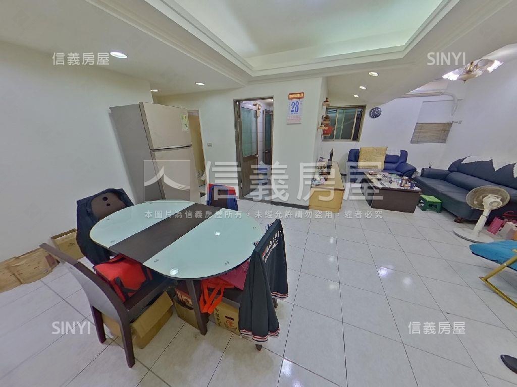 近特區電梯兩房房屋室內格局與周邊環境