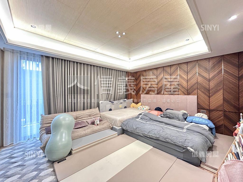 精銳花千樹．臨路雙車別墅房屋室內格局與周邊環境