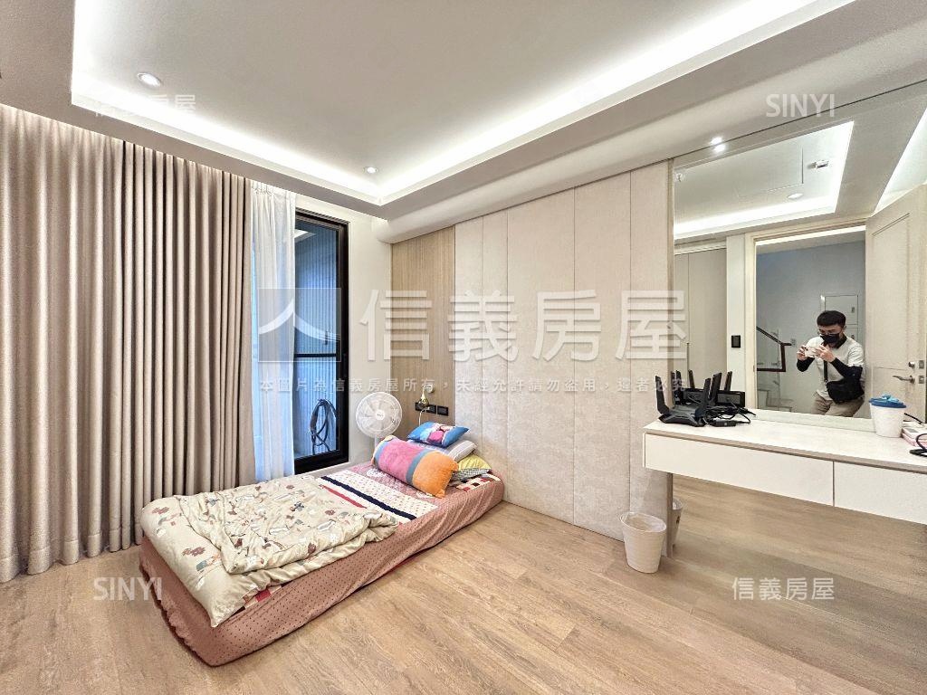 精銳花千樹．臨路雙車別墅房屋室內格局與周邊環境