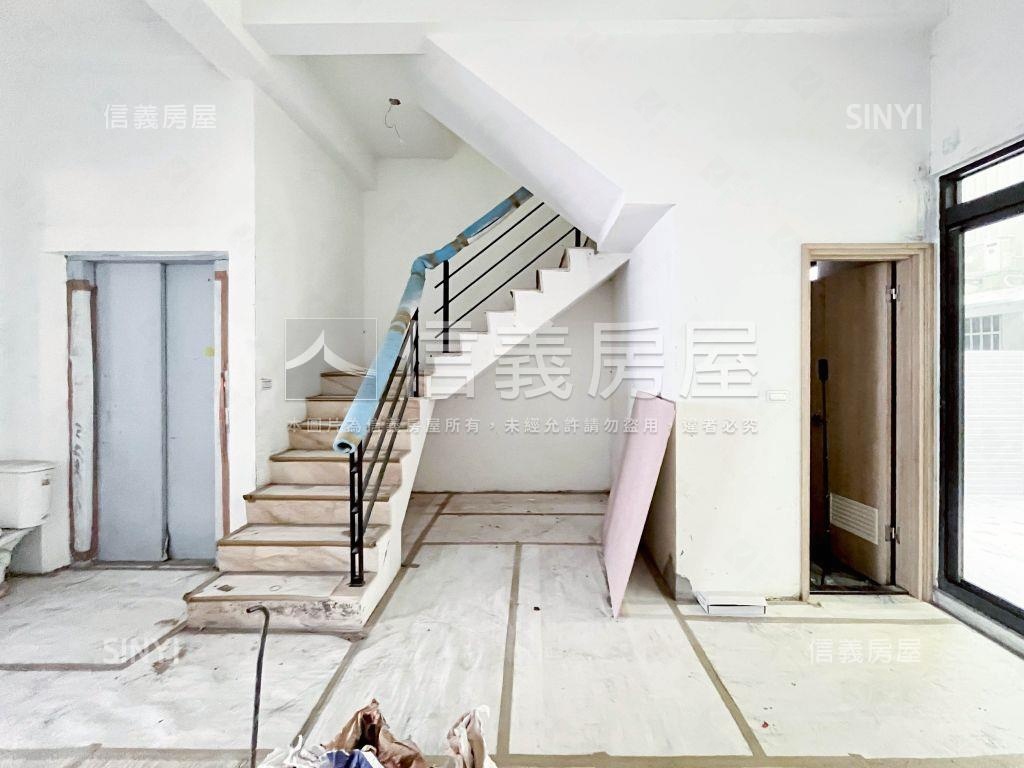 中科全新車庫電梯別墅Ｂ房屋室內格局與周邊環境