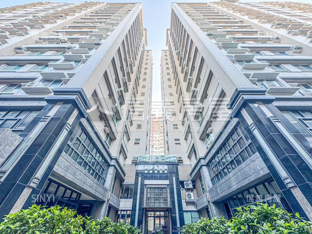 兩房有車位先看這間房屋室內格局與周邊環境