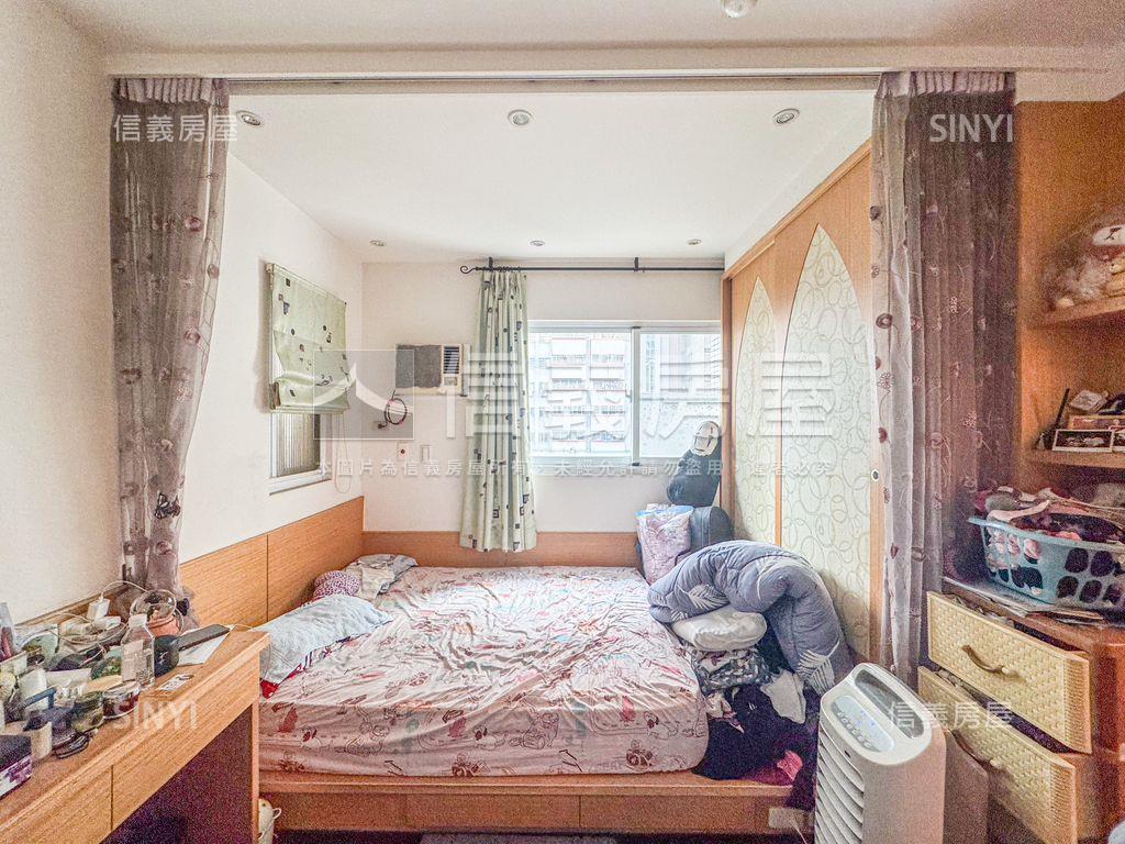 兩房有車位先看這間房屋室內格局與周邊環境