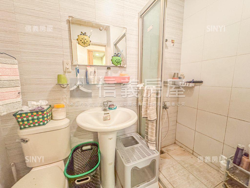 兩房有車位先看這間房屋室內格局與周邊環境