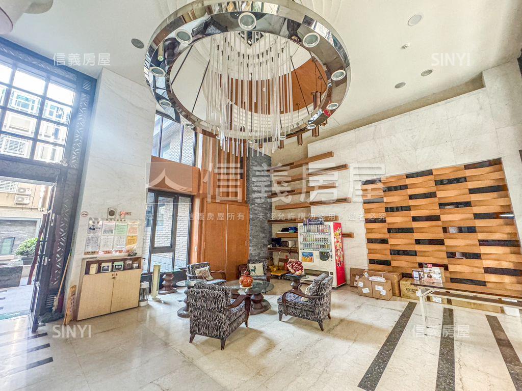 兩房有車位先看這間房屋室內格局與周邊環境