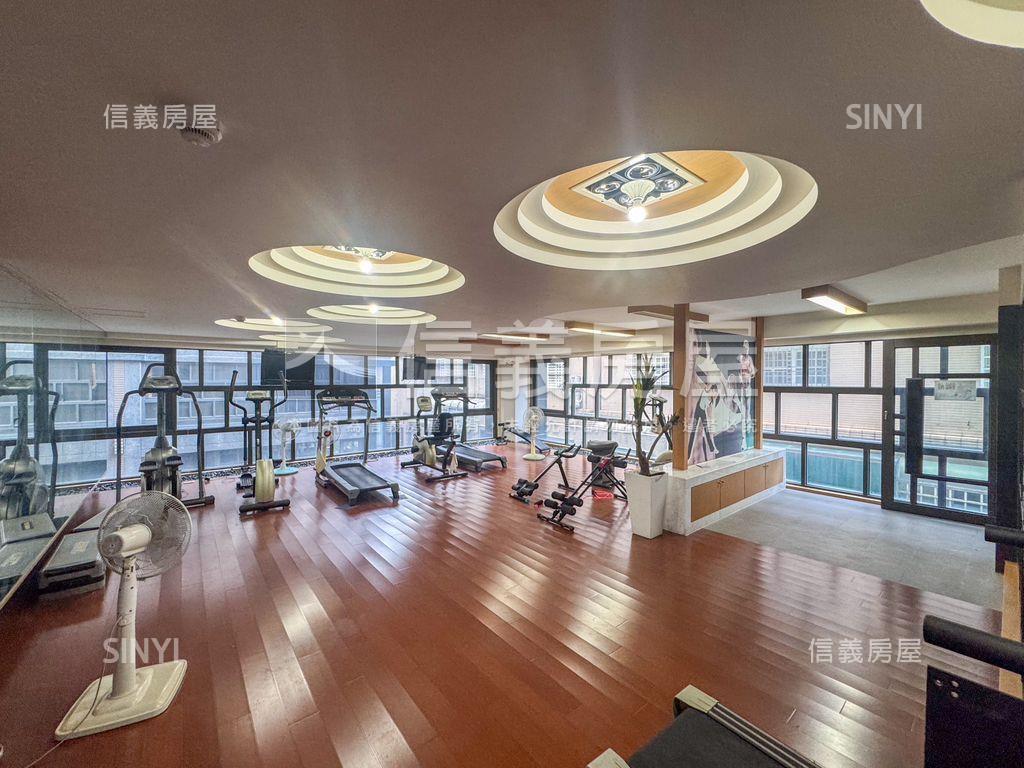 兩房有車位先看這間房屋室內格局與周邊環境