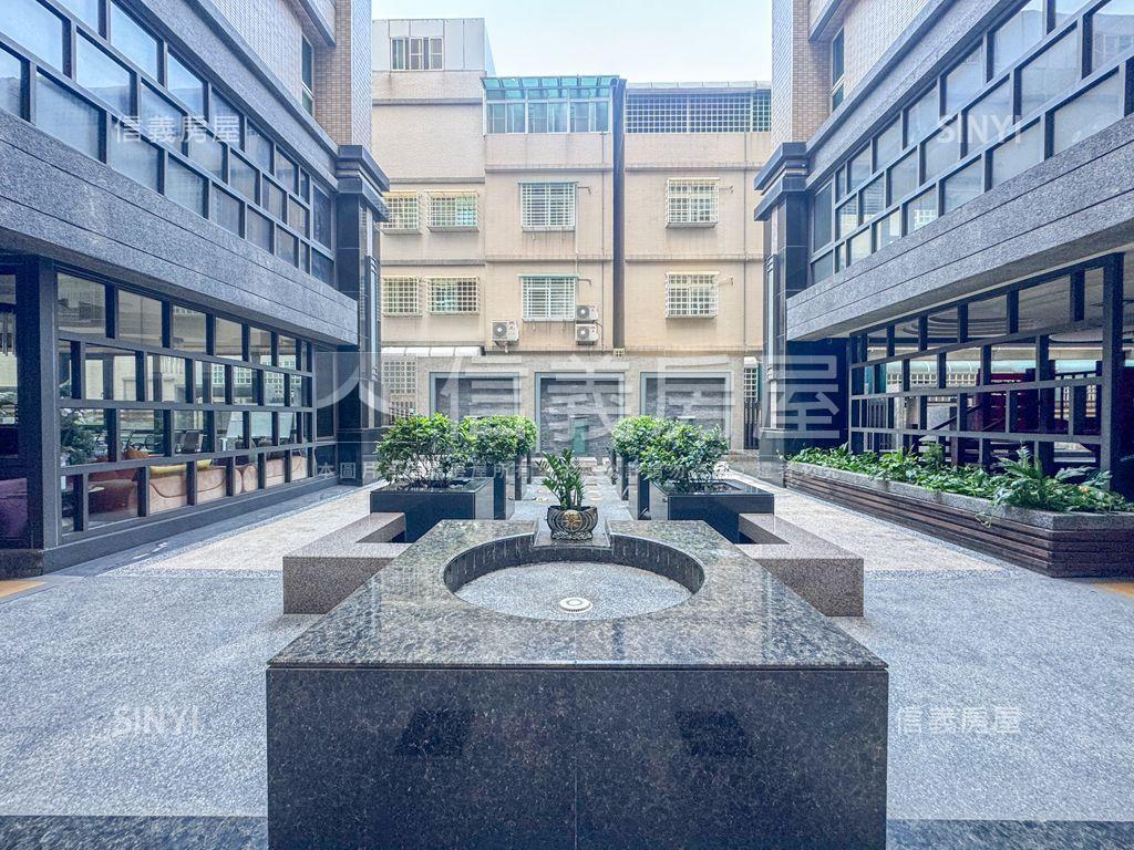 兩房有車位先看這間房屋室內格局與周邊環境