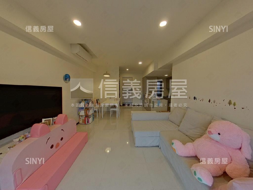 鄉林左岸三房雙車位房屋室內格局與周邊環境