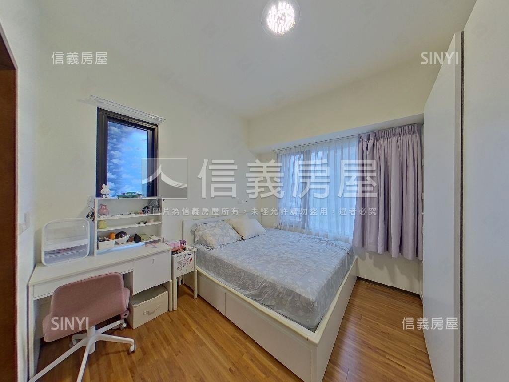 鄉林左岸三房雙車位房屋室內格局與周邊環境