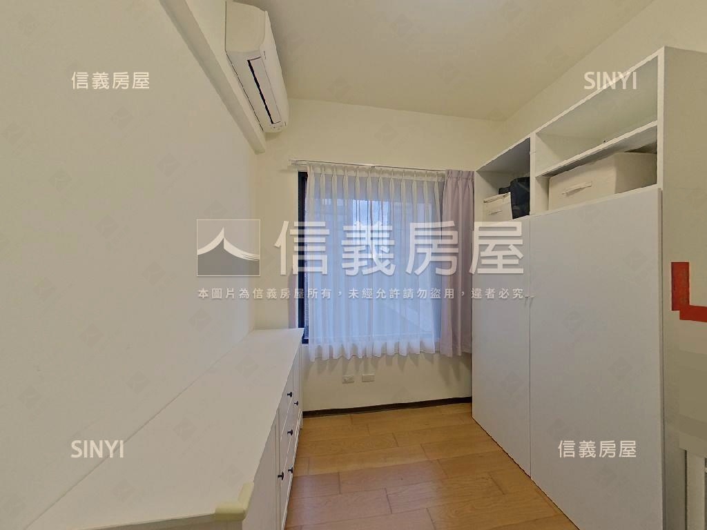 鄉林左岸三房雙車位房屋室內格局與周邊環境