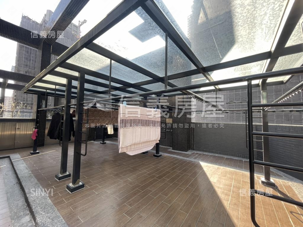 美術館艾美館兩房平移房屋室內格局與周邊環境
