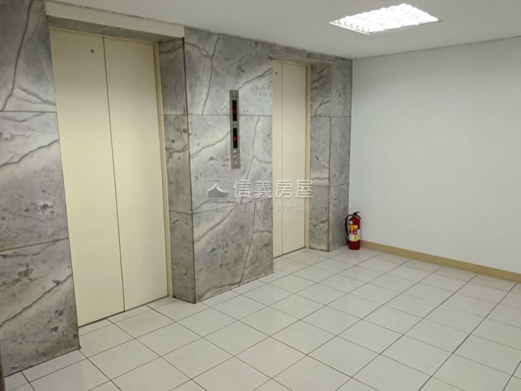 南京復興美裝潢小辦公房屋室內格局與周邊環境