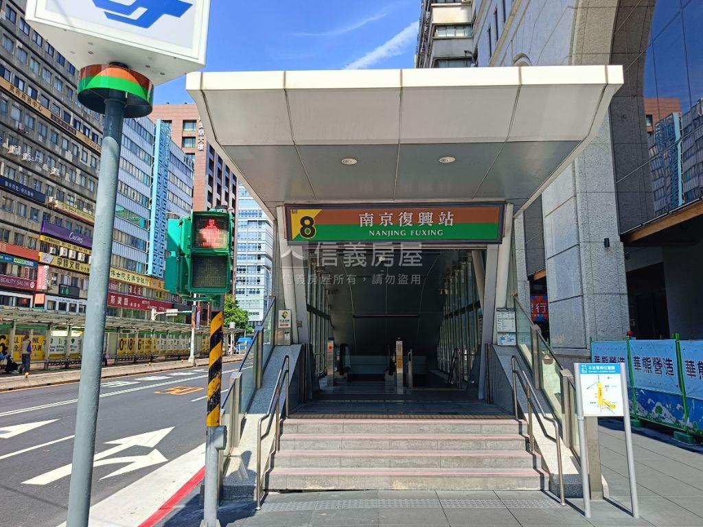 南京復興美裝潢小辦公房屋室內格局與周邊環境