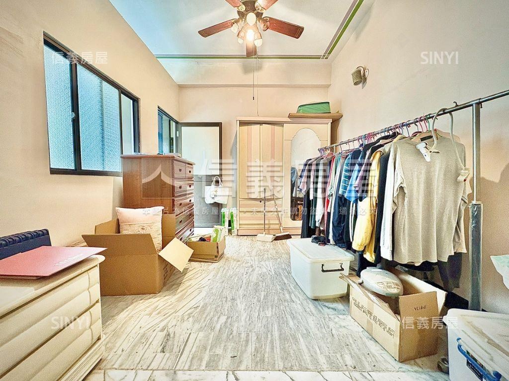 善化｜市心邊間大地坪透天房屋室內格局與周邊環境