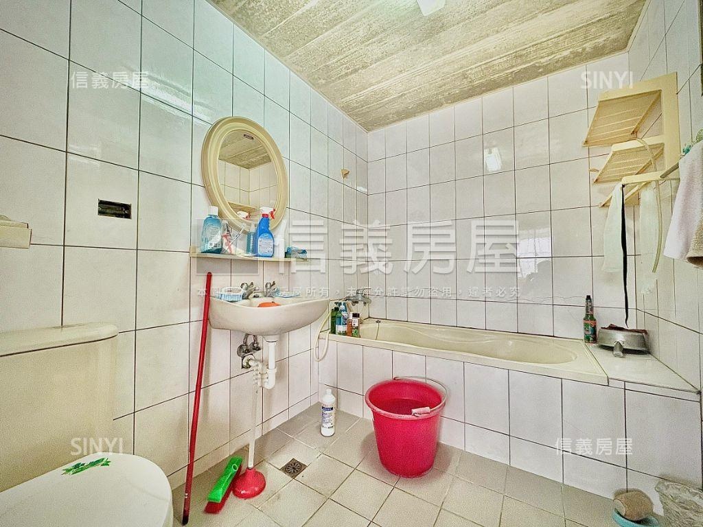 善化｜市心邊間大地坪透天房屋室內格局與周邊環境