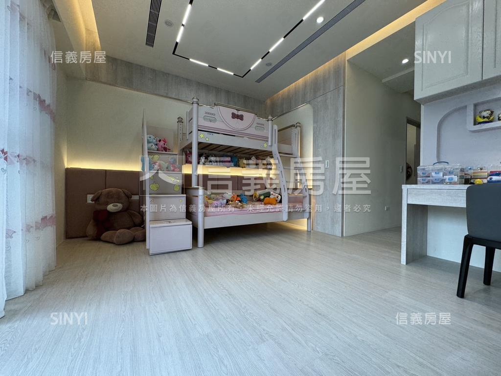 近公園朝南別墅加蓋電梯房屋室內格局與周邊環境