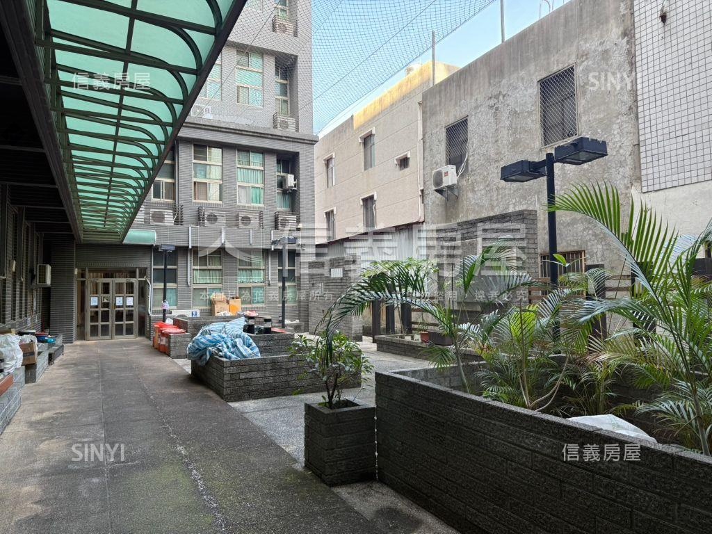 大灣商圈樓中樓美居套房房屋室內格局與周邊環境