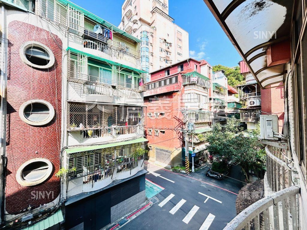 內湖靜巷｜黃金三樓舒適宅房屋室內格局與周邊環境