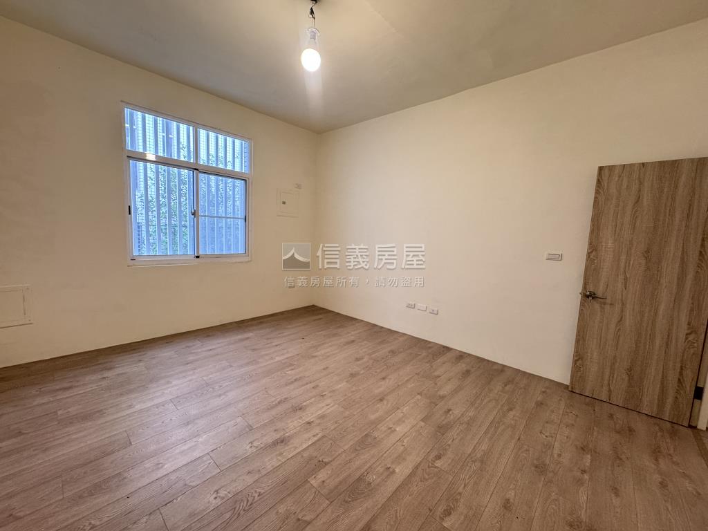 面寬約６米５有整理美透天房屋室內格局與周邊環境