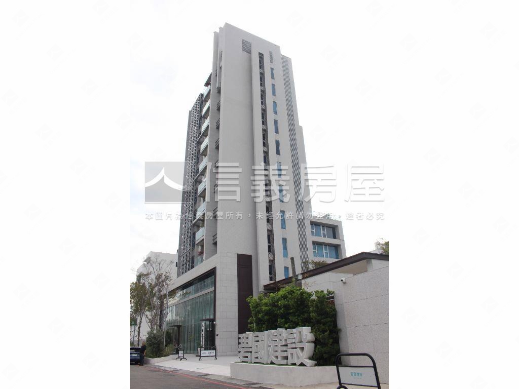 碧國時雍★美妝三房雙平車房屋室內格局與周邊環境