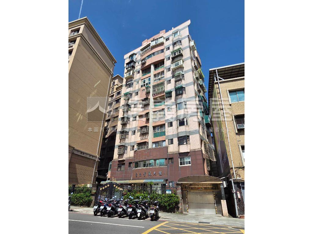 台北景觀大樓方正兩房房屋室內格局與周邊環境