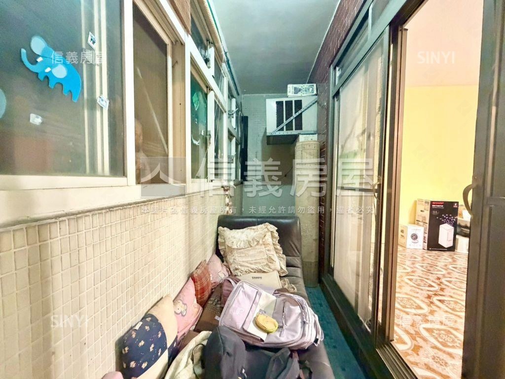 中國花園電梯三房房屋室內格局與周邊環境