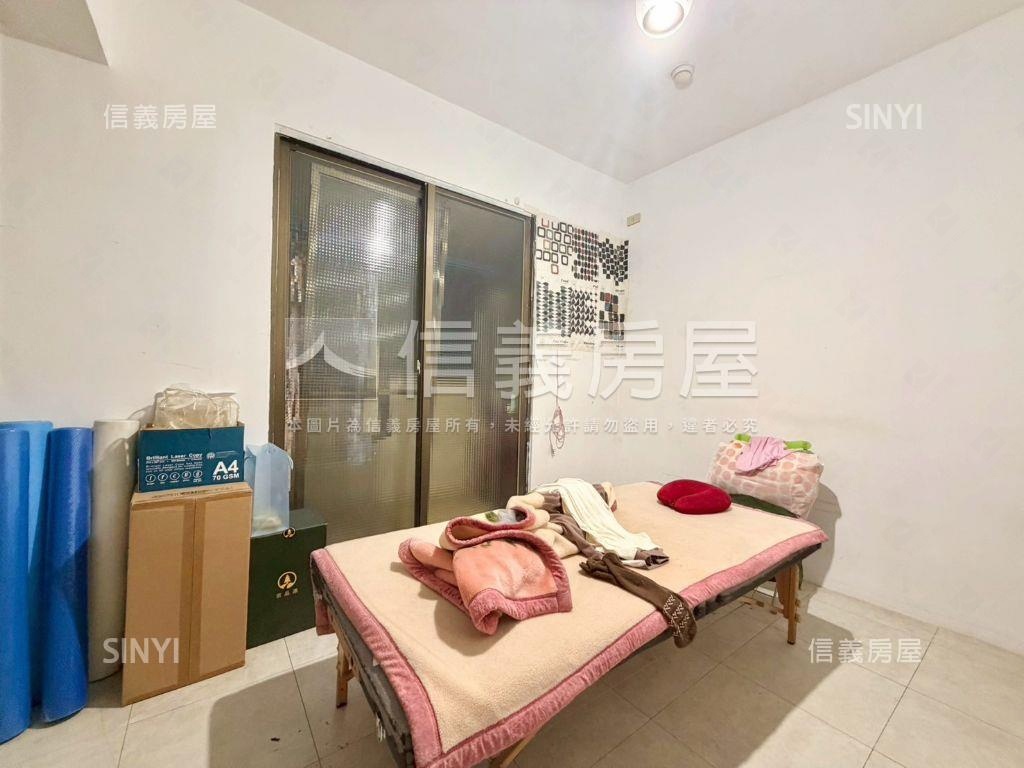 中國花園電梯三房房屋室內格局與周邊環境