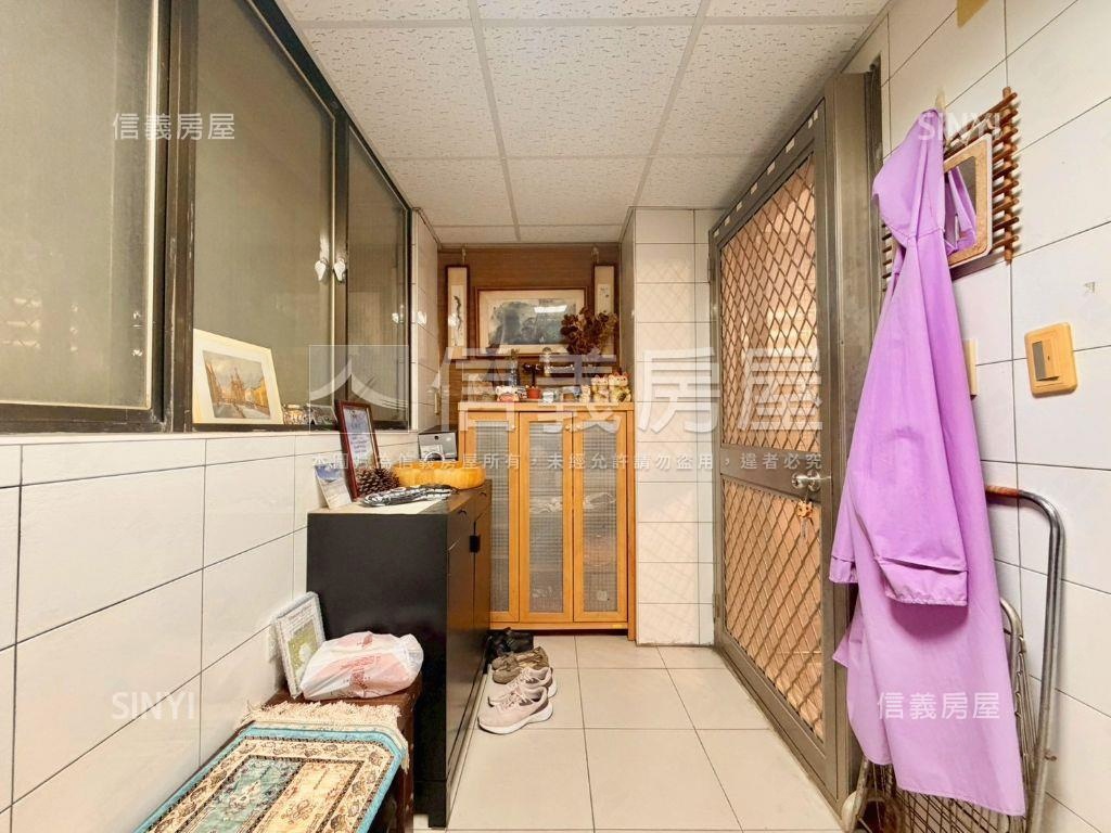 中國花園電梯三房房屋室內格局與周邊環境