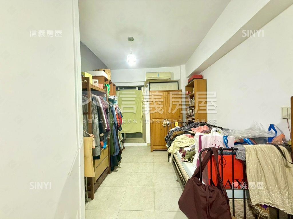 中國花園電梯三房房屋室內格局與周邊環境