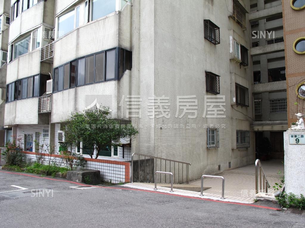 中國花園電梯三房房屋室內格局與周邊環境