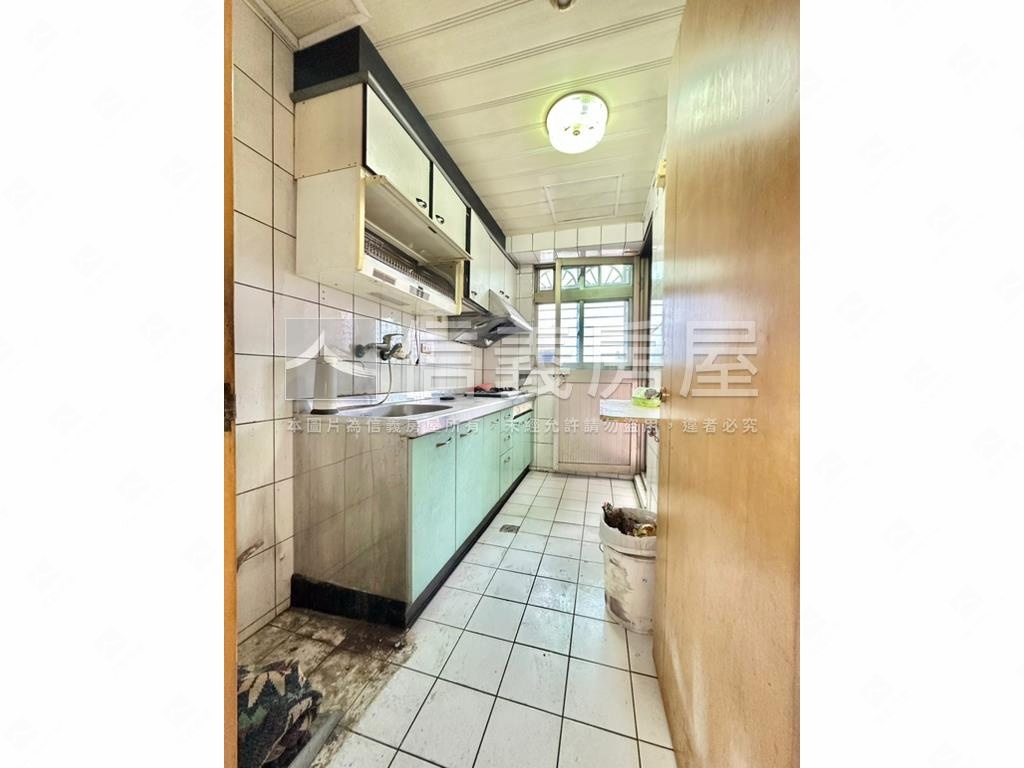 頂天立地＊高樓三房車位房屋室內格局與周邊環境