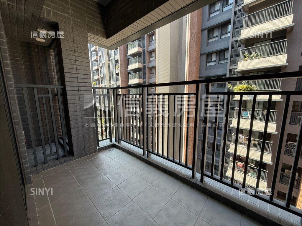 心之所向三房平車稀有釋出房屋室內格局與周邊環境