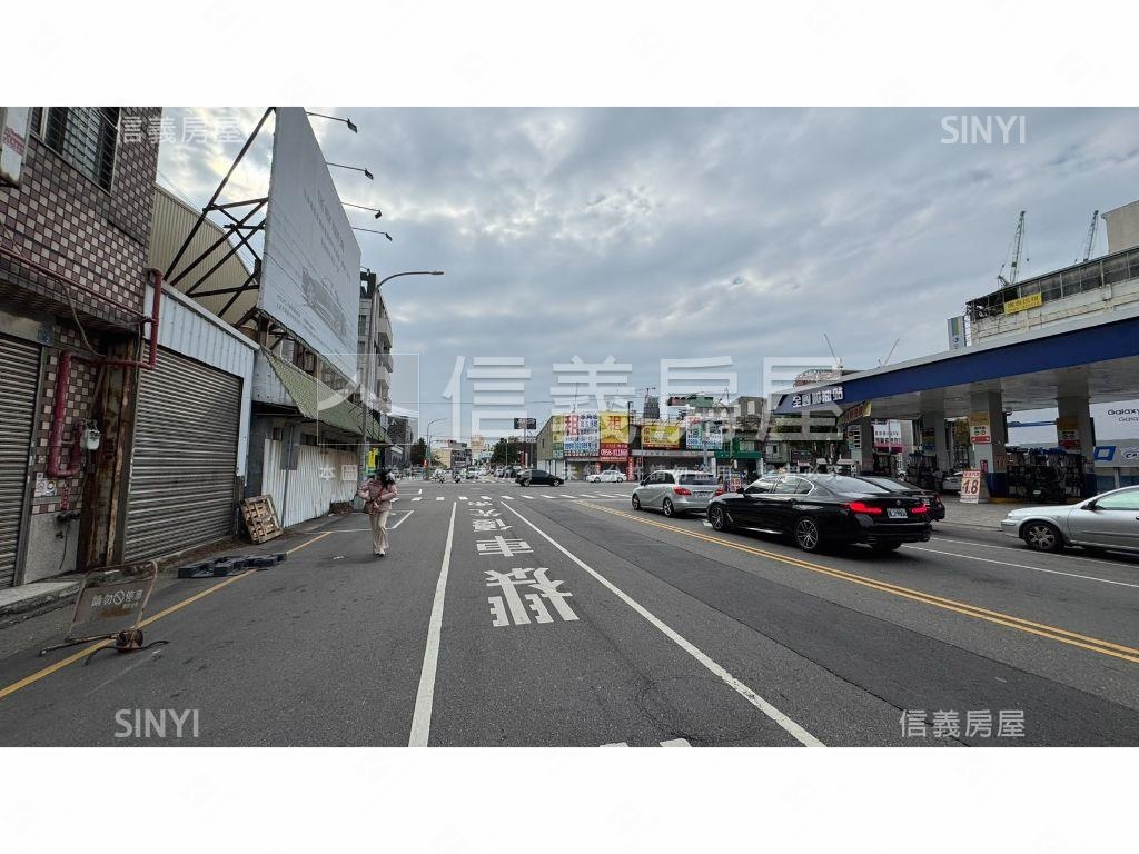店住３層樓近中清路附車位房屋室內格局與周邊環境
