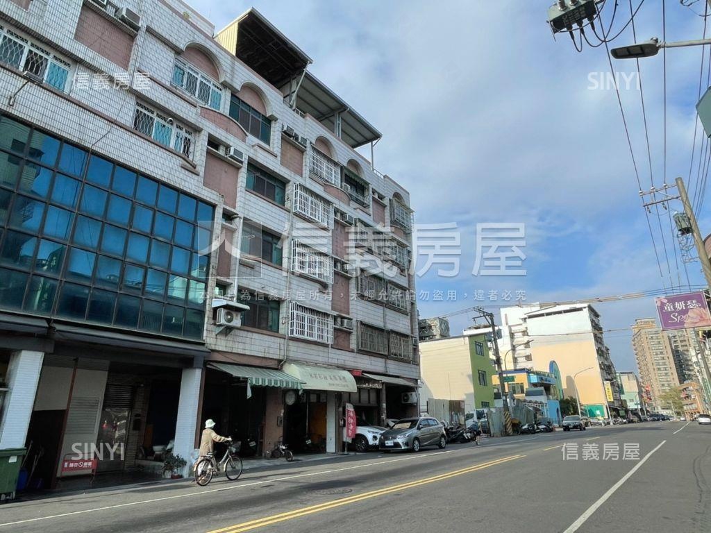☆楠梓右昌臨路透天店面房屋室內格局與周邊環境