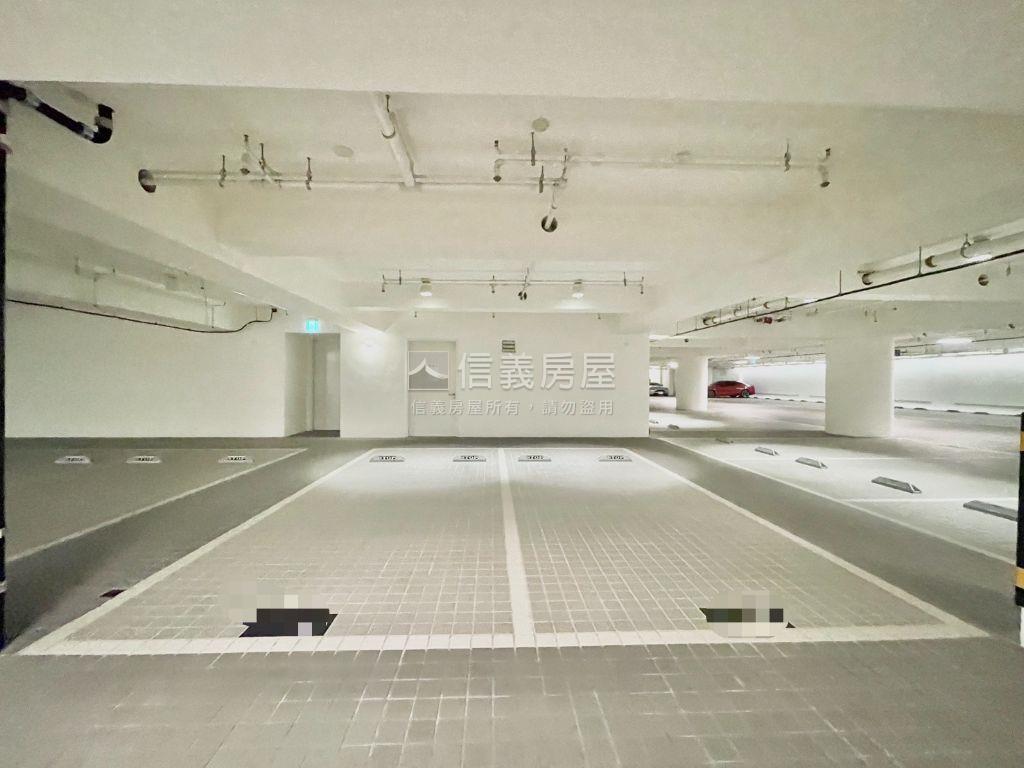 誠售★市政９號傳世名鑄房屋室內格局與周邊環境