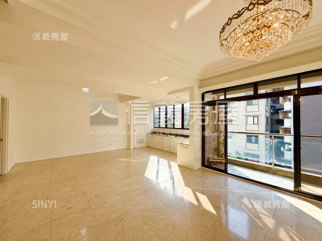 看公園中庭的祥瑞園附車位房屋室內格局與周邊環境