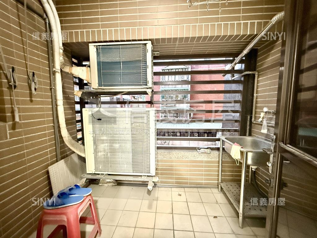 ★新板京王三房車位房屋室內格局與周邊環境