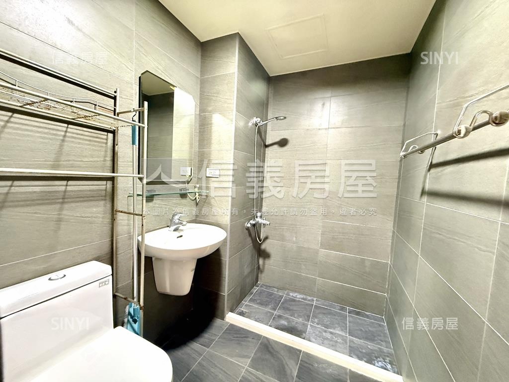 ★新板京王三房車位房屋室內格局與周邊環境