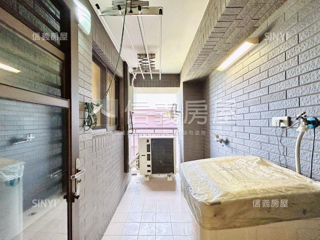 植幸福次頂三房休旅車位房屋室內格局與周邊環境