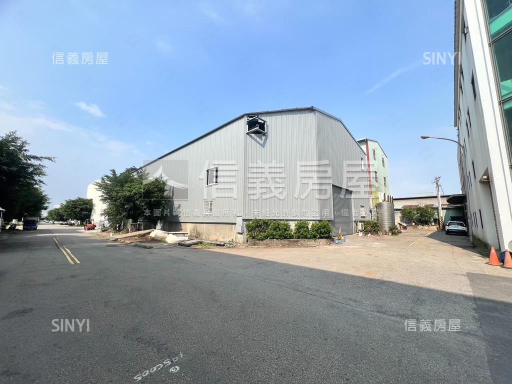工業區乙工角間大地坪廠房房屋室內格局與周邊環境