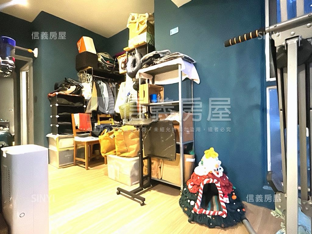 日月光景觀兩房房屋室內格局與周邊環境