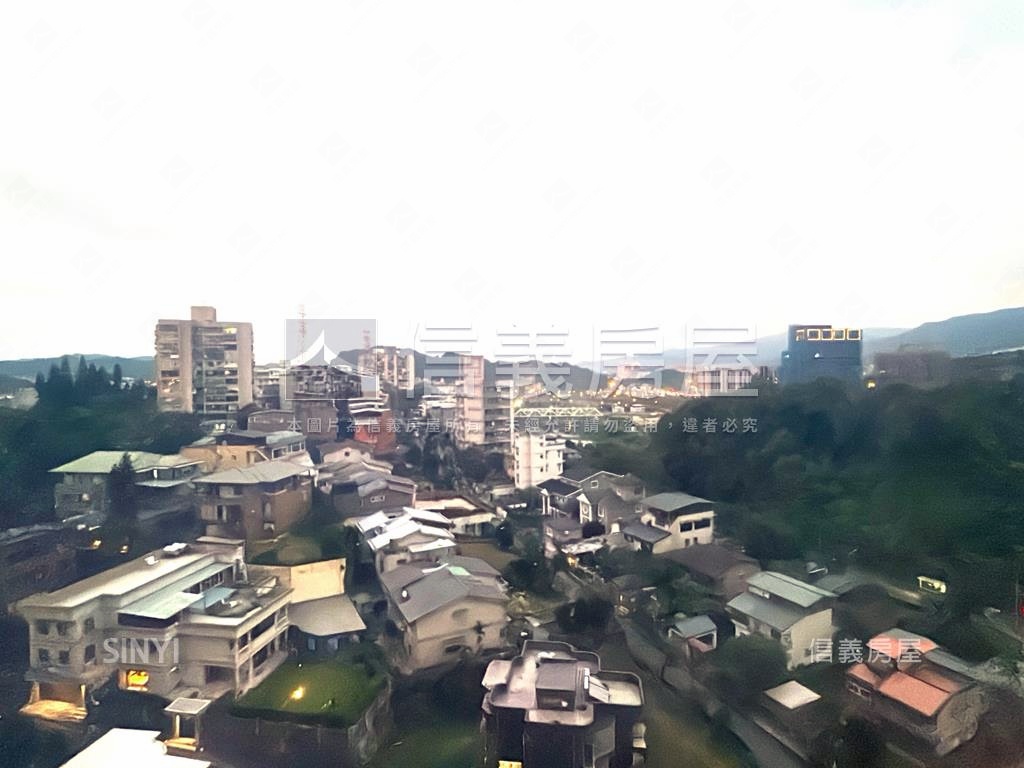 日月光景觀兩房房屋室內格局與周邊環境