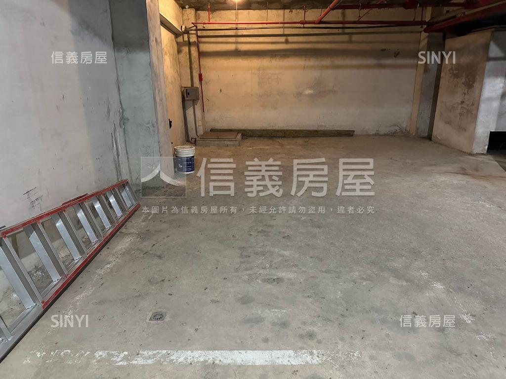 龍岡低總價大空間２房車位房屋室內格局與周邊環境