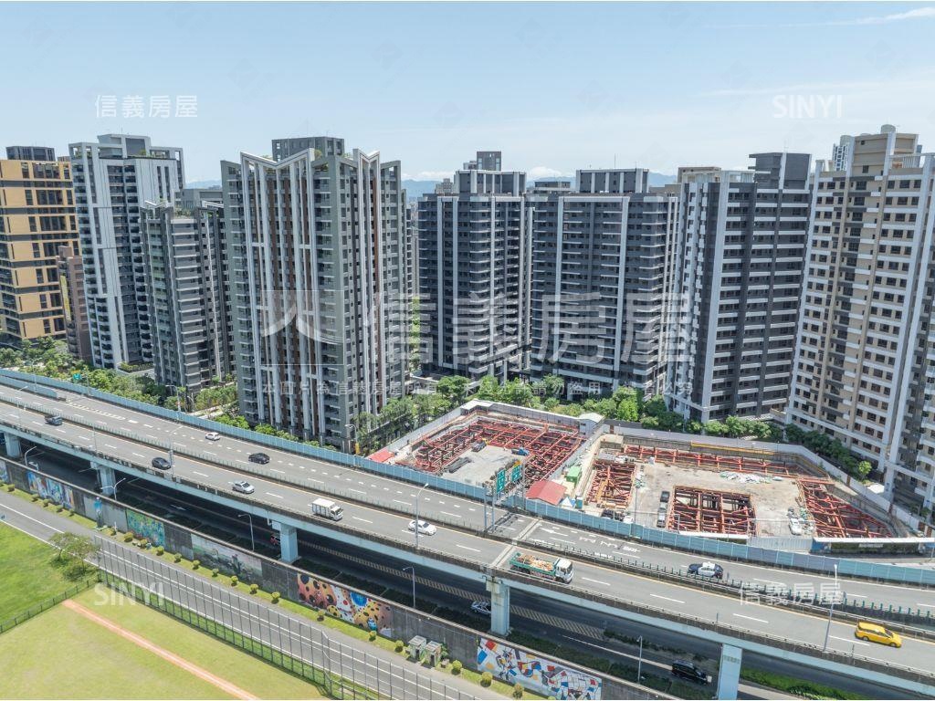 江翠重劃區河景三房車位房屋室內格局與周邊環境