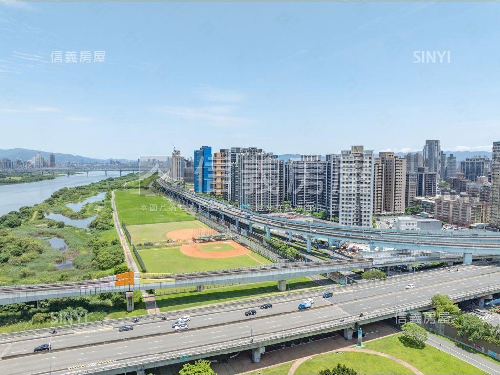 江翠重劃區河景三房車位房屋室內格局與周邊環境