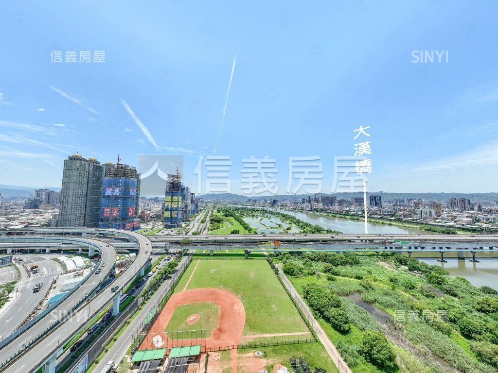 江翠重劃區河景三房車位房屋室內格局與周邊環境