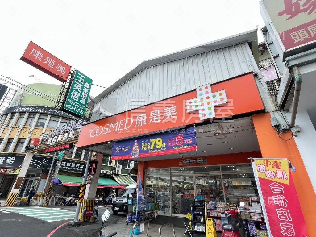 近烏日高鐵站住三土地房屋室內格局與周邊環境