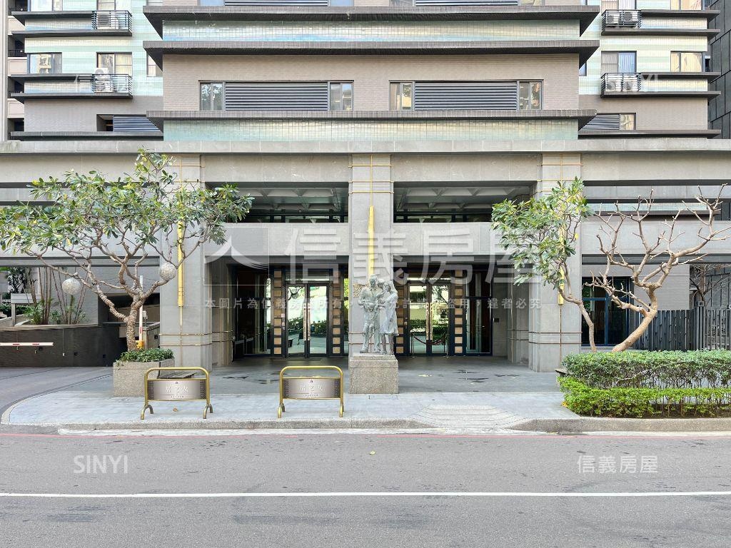 讚！歌劇院交響曲房屋室內格局與周邊環境