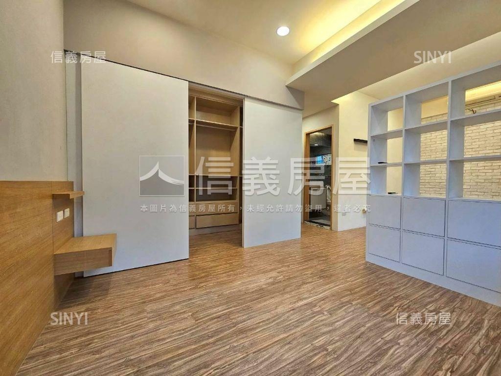 綠中海優質四房車位房屋室內格局與周邊環境