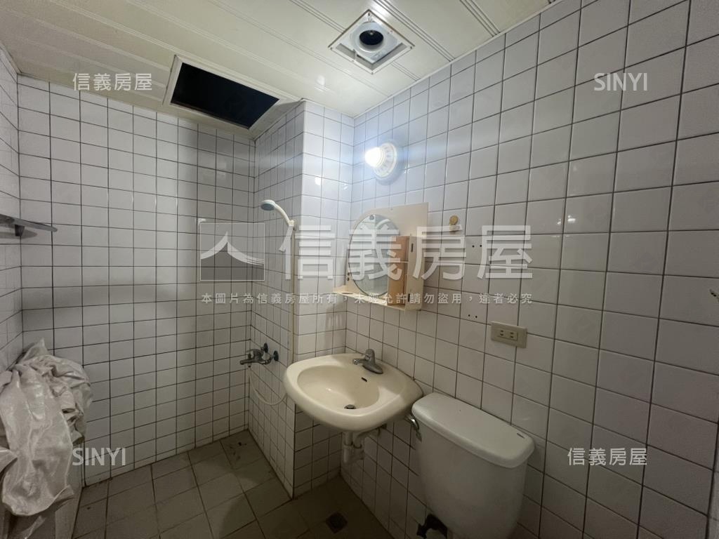 博愛學區邊間四房公寓房屋室內格局與周邊環境
