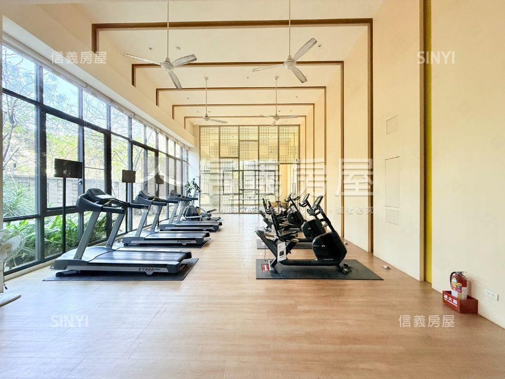 專任移動方城視野三房房屋室內格局與周邊環境